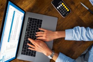 Contabilidade na Prática (Aulas Diretamente no Computador)